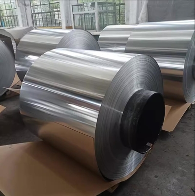 China 400 bis 1500mm RAL Farbüberzogene Aluminiumspule für Baumaterial fournisseur