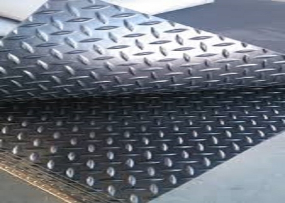 China Bearbeitbare karierte AluminiumSondergröße der Platten-3003 6061 für Abkühlungs-Boden fournisseur