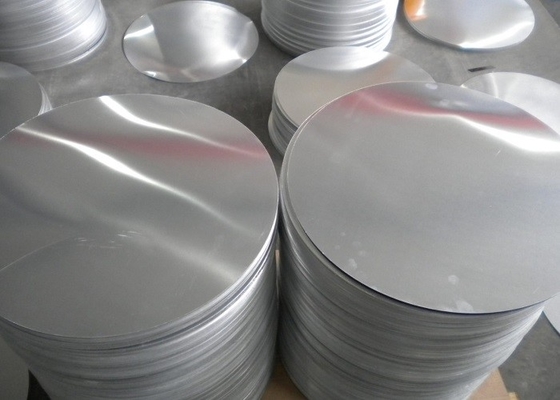China Temperament-machen Aluminiumdisketten-Kreise A3004 H14/A1100 O Oberfläche für Topf glatt fournisseur
