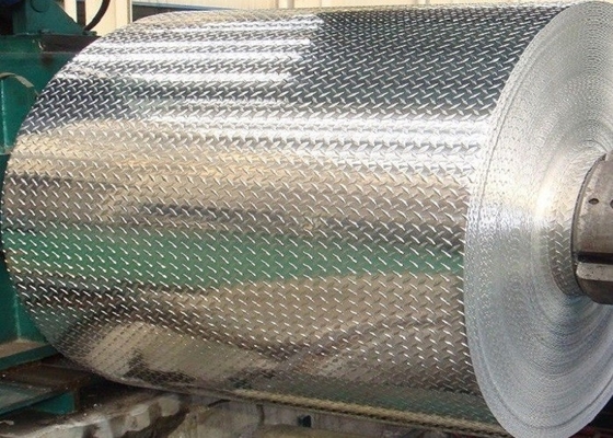 China Nicht überziehen Beleg-Metallschritt 5052 3003 5 Stangen prägte Aluminiumblatt-Spule fournisseur